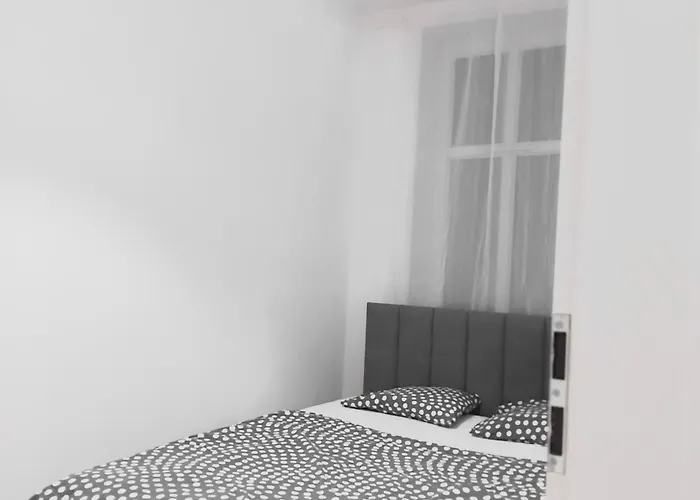 Klonowicza Up شقة ليشنو