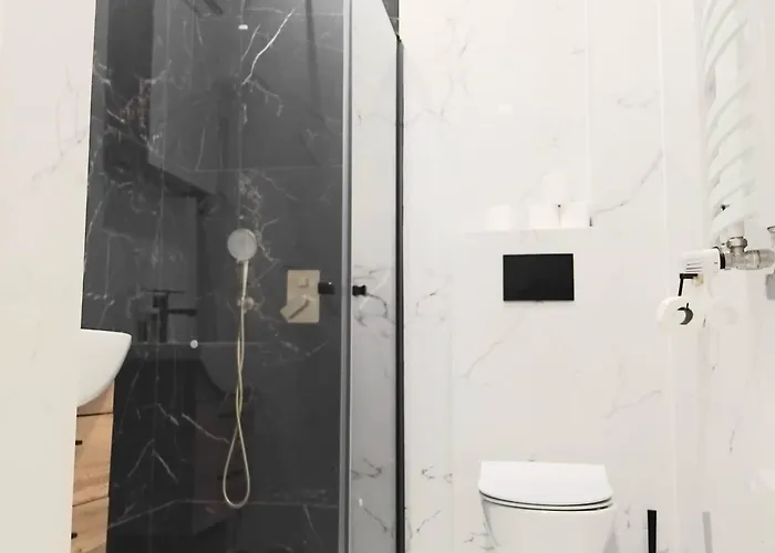 Klonowicza Up شقة ليشنو