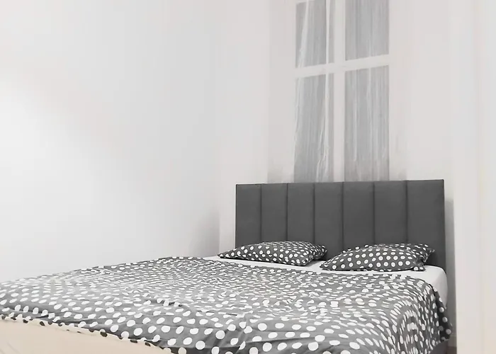 Klonowicza Up شقة